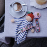NANCHEN NATUR Rattle blanket doll - apple